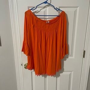 Large orang top stretch bell sleeve